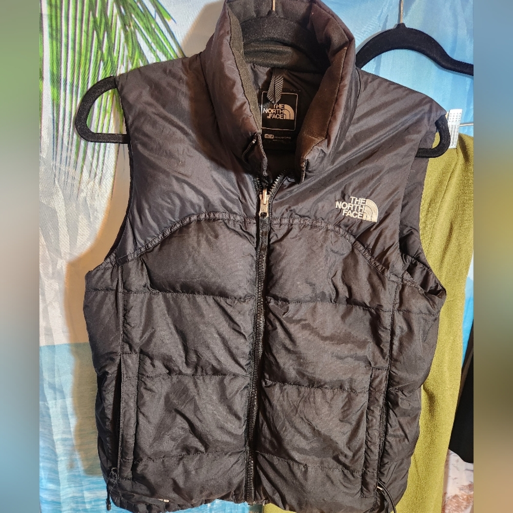 North Face XS Women's Puffer Vest 700